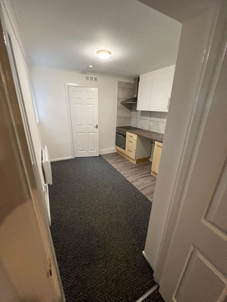 Godstone Road, Whyteleafe Sunshine Estates