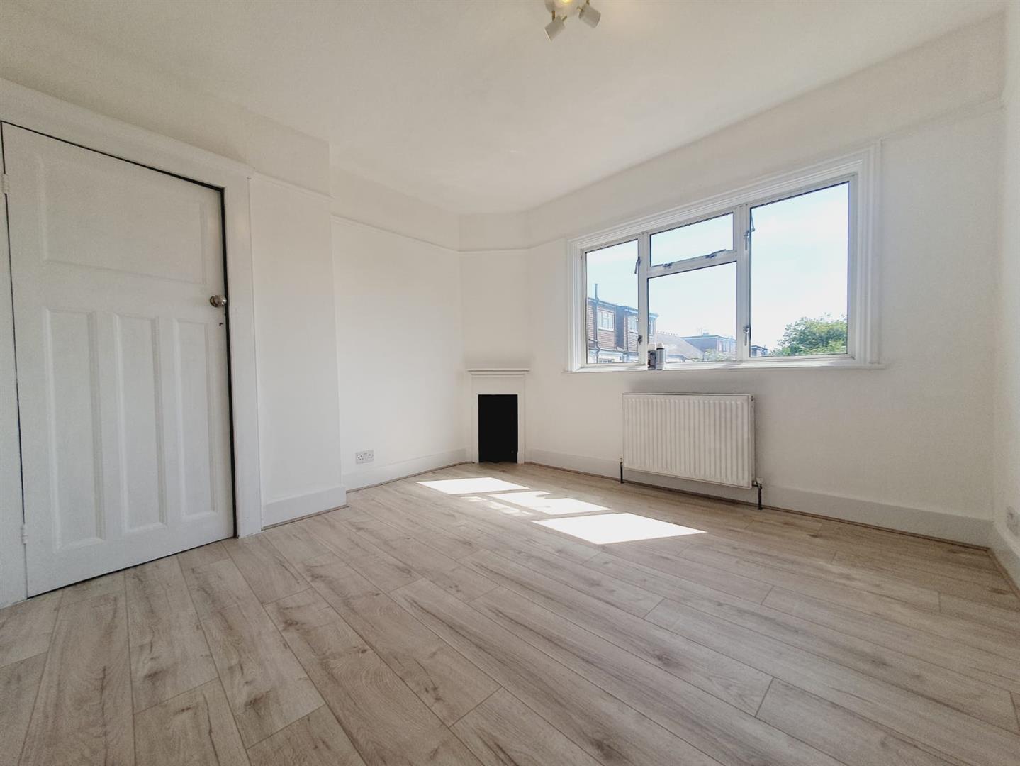 Ashfield Road, London Sunshine Estates