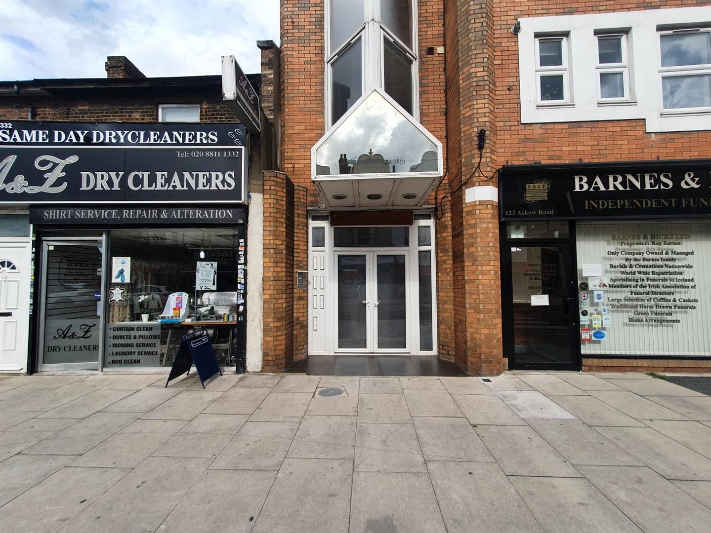 Ravenscourt House 117123 Askew Road, London W12 Sunshine Estates