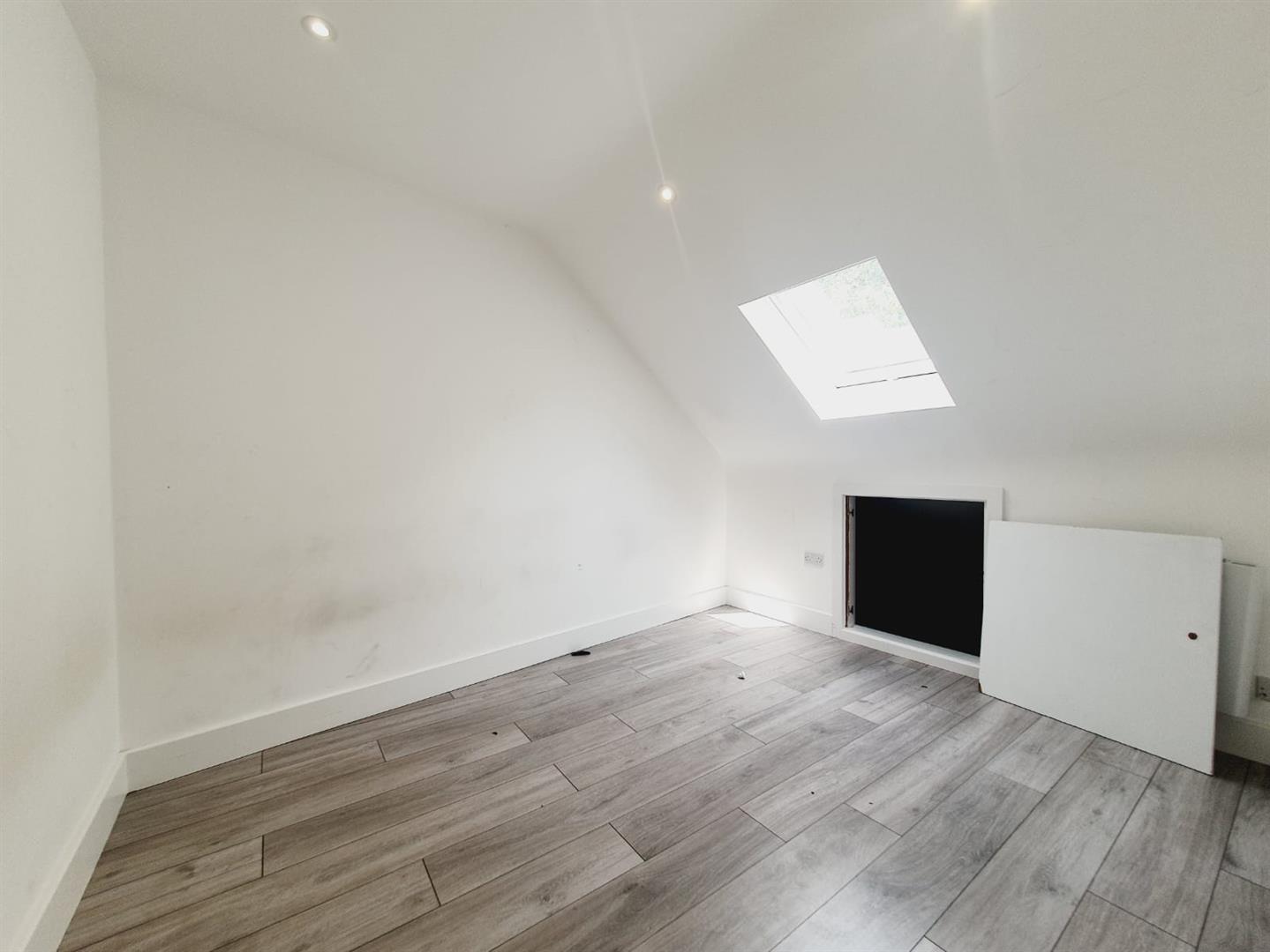 Black Boy Lane, London N15 Sunshine Estates