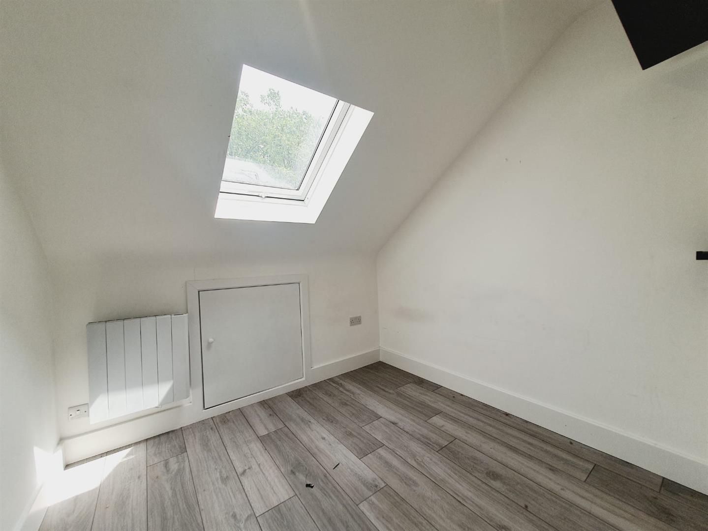 Black Boy Lane, London N15 Sunshine Estates