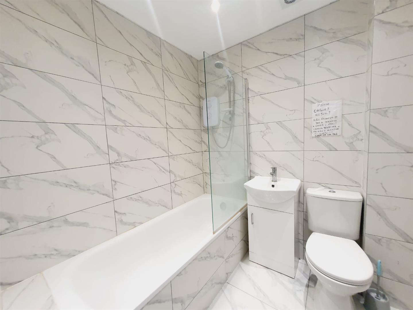 Black Boy Lane, London N15 Sunshine Estates